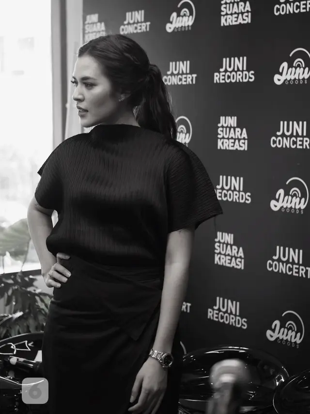 [Bintang] Raisa Juni Studio