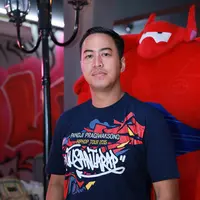 Pandji punya mimpi menggelar tur nasional. Mimpi itu terjawab tahun ini. Pandji menggelar konser bertajuk Hiphop Tour Nusantarap 2015.  (Galih W. Satria/Bintang.com)