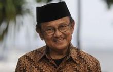 50 Kata Kata Cinta BJ Habibie yang Menyentuh Hati