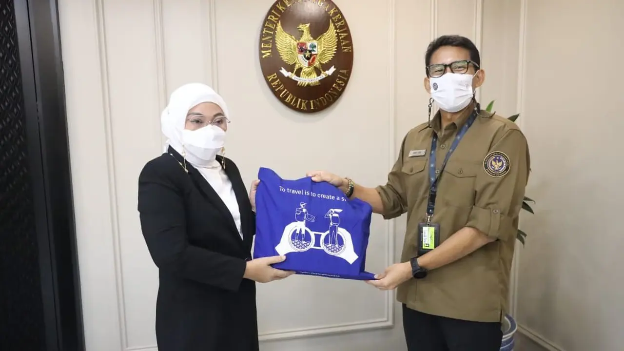 Kementerian Ketenagakerjaan dan Kementerian Pariwisata Ekonomi Kreatif berkolaborasi untuk meningkatkan kompetensi tenaga kerja di sektor ekonomi kreatif mensinergikan dengan Balai Latihan Kerja (BLK).