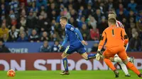 Aksi Jamie Vardy Kelabui Kiper Stoke City