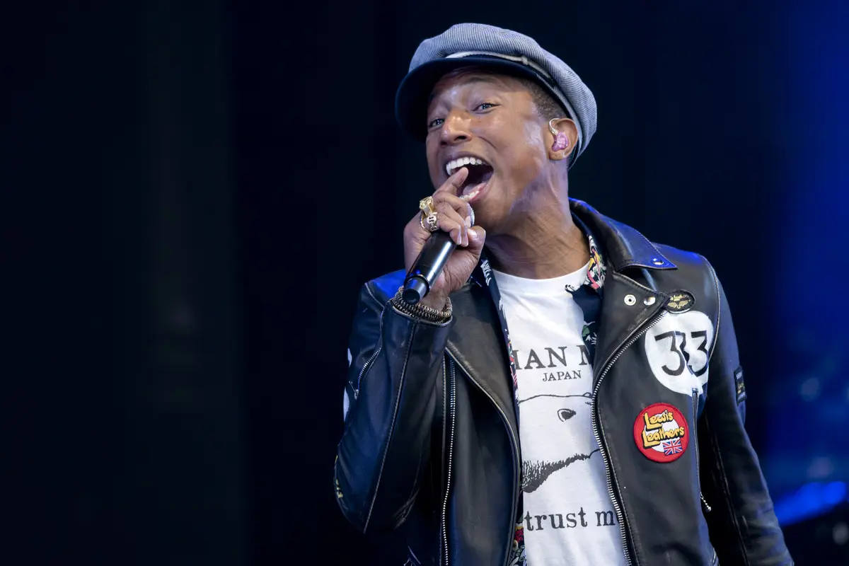 [Bintang] Pharrell Williams Tampil Kocak di Klip OST Despicable Me 3