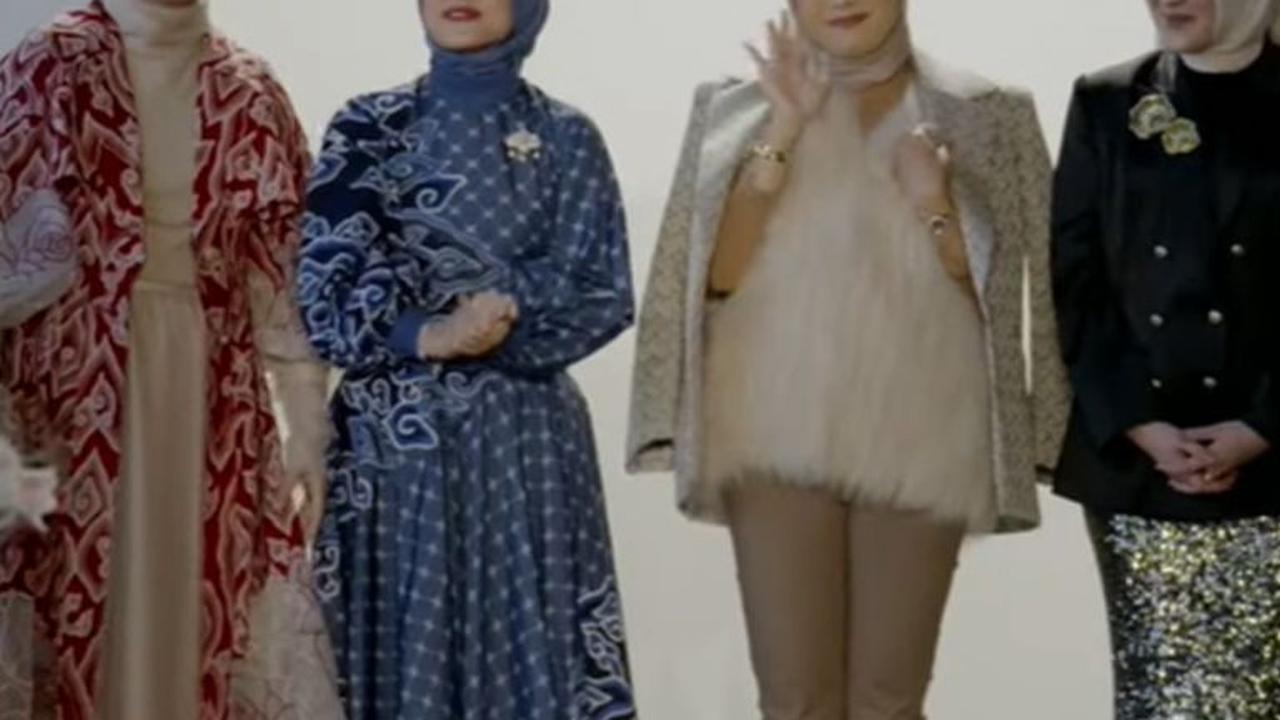 Tujuh desainer dan jenama fesyen serta aksesori Indonesia yang bakal tampil di NYFW The Shows, yakni Ghea Panggabean, IKAT Indonesia by Didiet Maulana, Ivan Gunawan, LAVANI by AMERO X LIVETTE, AYUMI, Kimberly Tandra X Mandy's Shoes, dan Merdi Sihombing. M