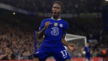Pemain Chelsea Raheem Sterling melakukan selebrasi usai mencetak gol pembuka timnya pada pertandingan Liga Champions Grup E antara Chelsea FC dan FC Salzburg, di Stamford Bridge di London, Kamis (14/9/2022) dini hari WIB. (AP Photo/Leila Coker)