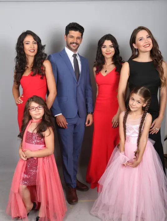 SCTV sudah memastikan kalau Elif season 2 atau Elif 2 akan tayang lebih awal menjadi Senin (9/11/2015). (SCTV/Bintang.com)