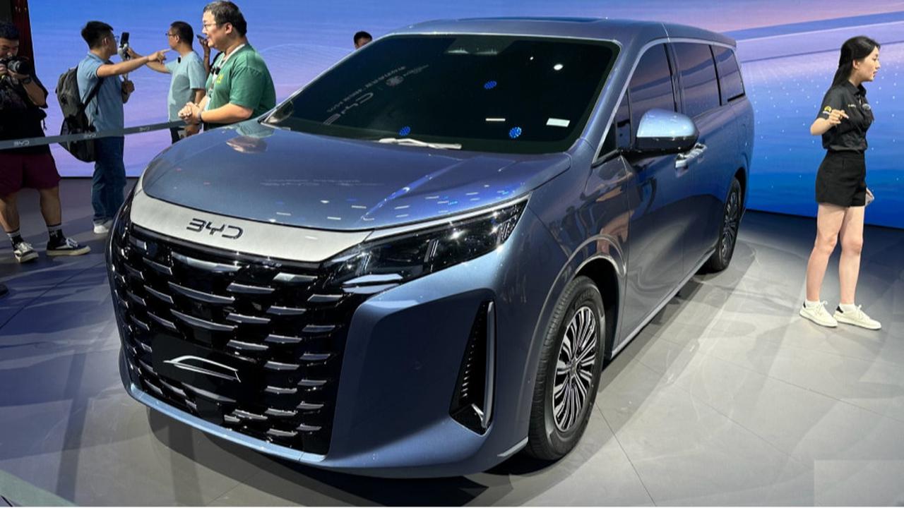 BYD Xia, MPV Plug-in Hybrid Premium Pesaing Toyota Alphard