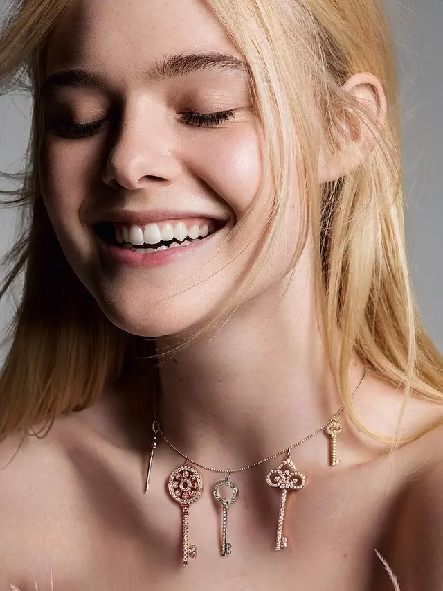 Pesona Elle Fanning