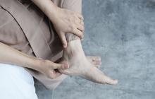 Kaki Bau Meski Rajin Dibersihkan? Ini 5 Kemungkinan Penyebabnya