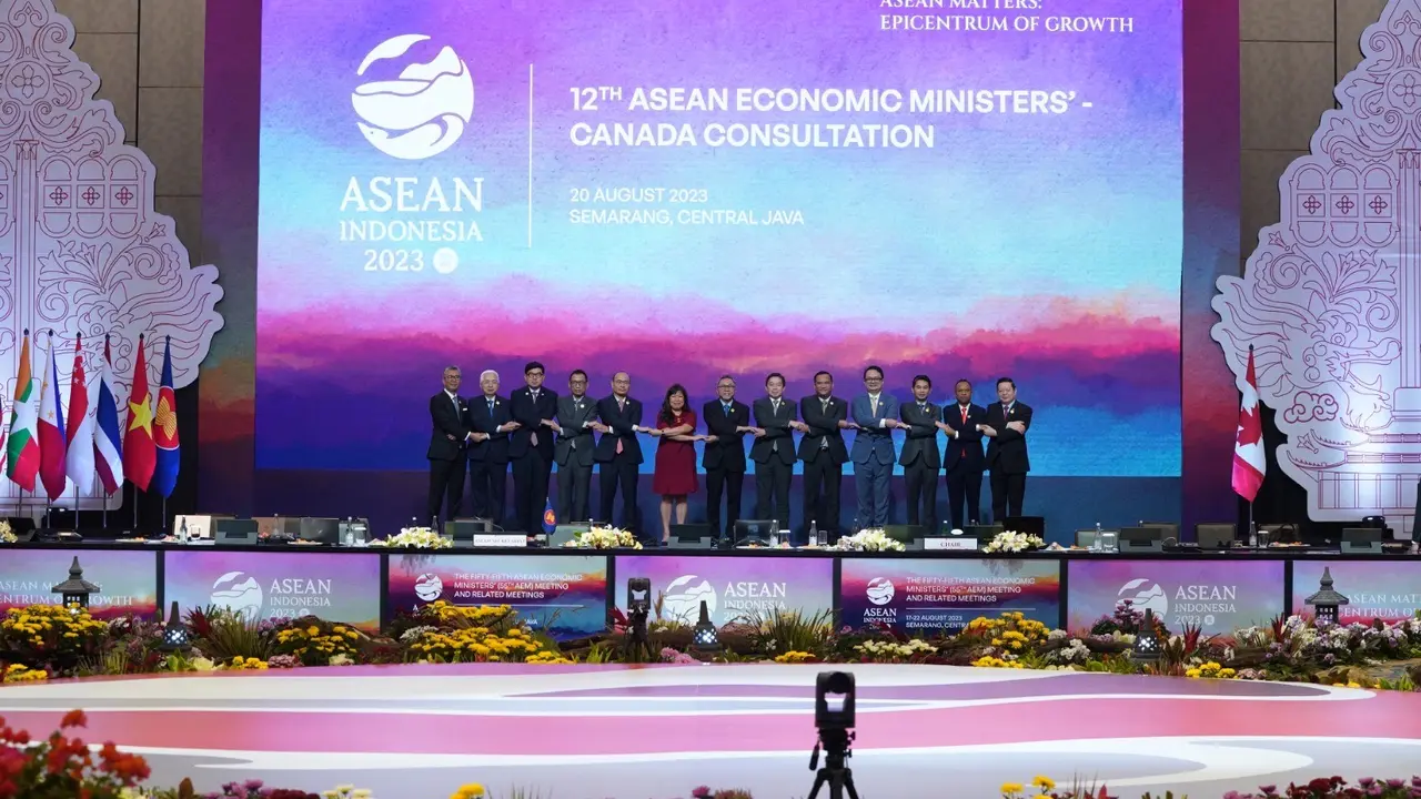 Pertemuan Konsultasi Para Menteri Ekonomi ASEAN (ASEAN Economic Minister/AEM) dan Kanada