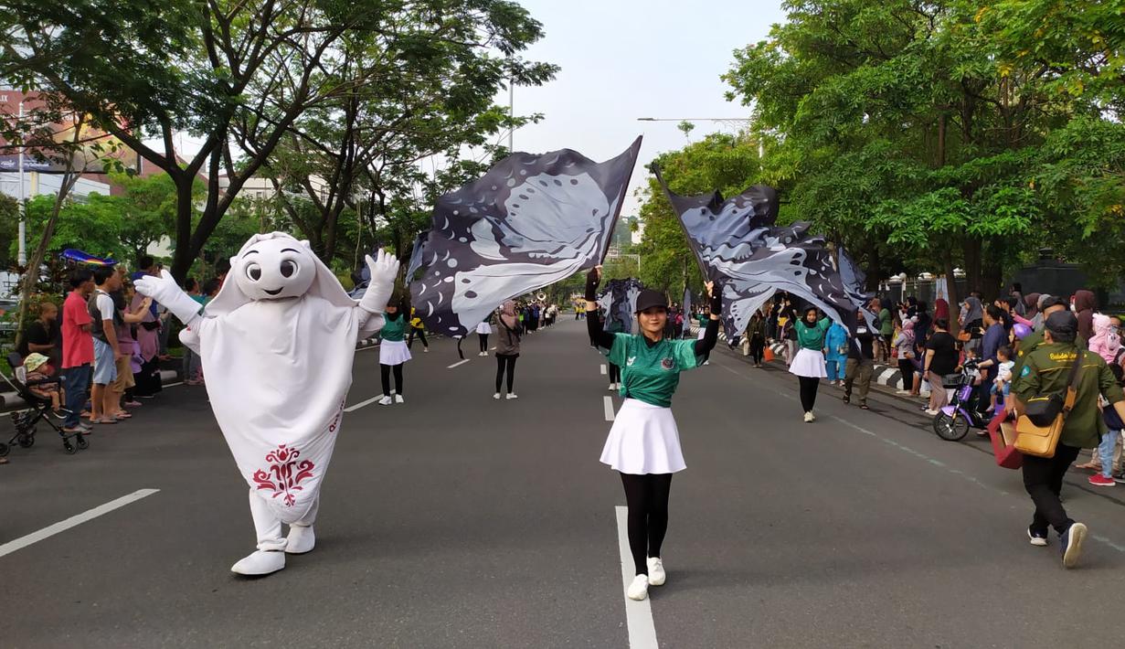 Menjelang digulirkannya Piala Dunia 2022, SCM selaku official broadcaster di Indonesia mulai menggaungkan semarak pesta sepak bola empat tahunan ini. Salah satunya, SCM mendatangkan maskot Piala Dunia 2022, La'eeb untuk menyapa para masyarakat Indonesia. (Procomm Surya Citra Media)