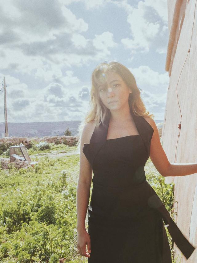 Potret Terbaru Nadia Vega yang Saat Ini Banyak Jalani Travelling Ke Eropa