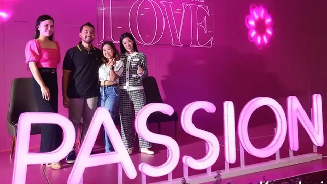 Kiky Saputri Berburu Cincin Bareng Kekasih