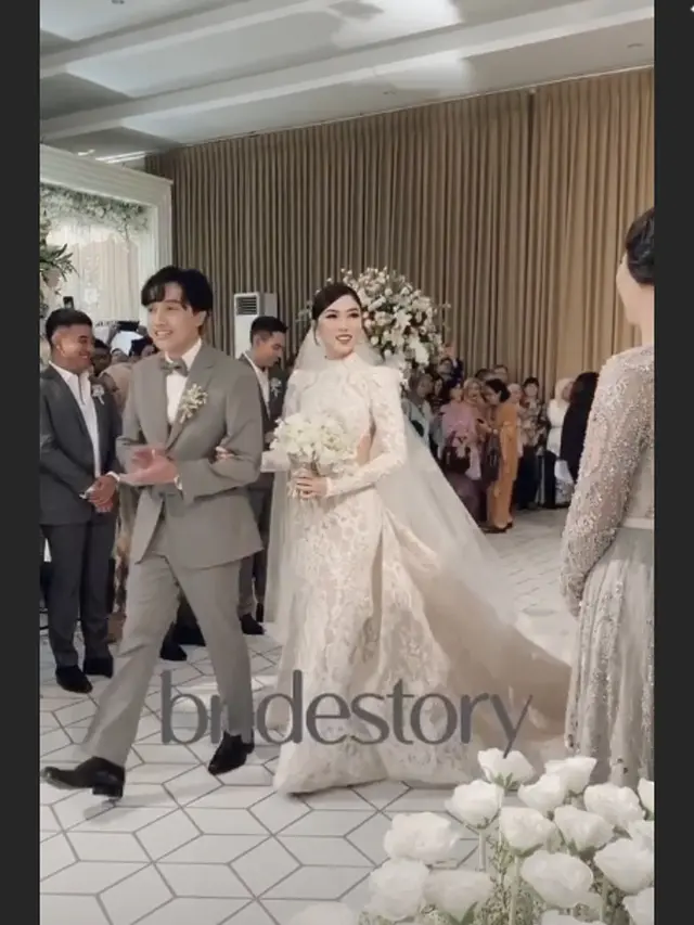 Pernikahan Isyana Sarasvati  (Instagram/ thebridestory)