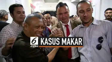 Tersangka kasus dugaan makar Eggi Sudjana mendapat penangguhan penahanan. Penyidik Polda Metro Jaya megabulkan permintaan penangguhan berdasarkan jaminan keluarga dan wakil ketua umum Partai Gerindra Sufmi Dasco.