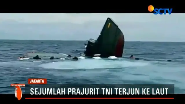 Dalam video amatir yang beredar, bagian belakang kapal perlahan karam sementara beberapa prajurit masih berada di bagian depan kapal atau buritan.