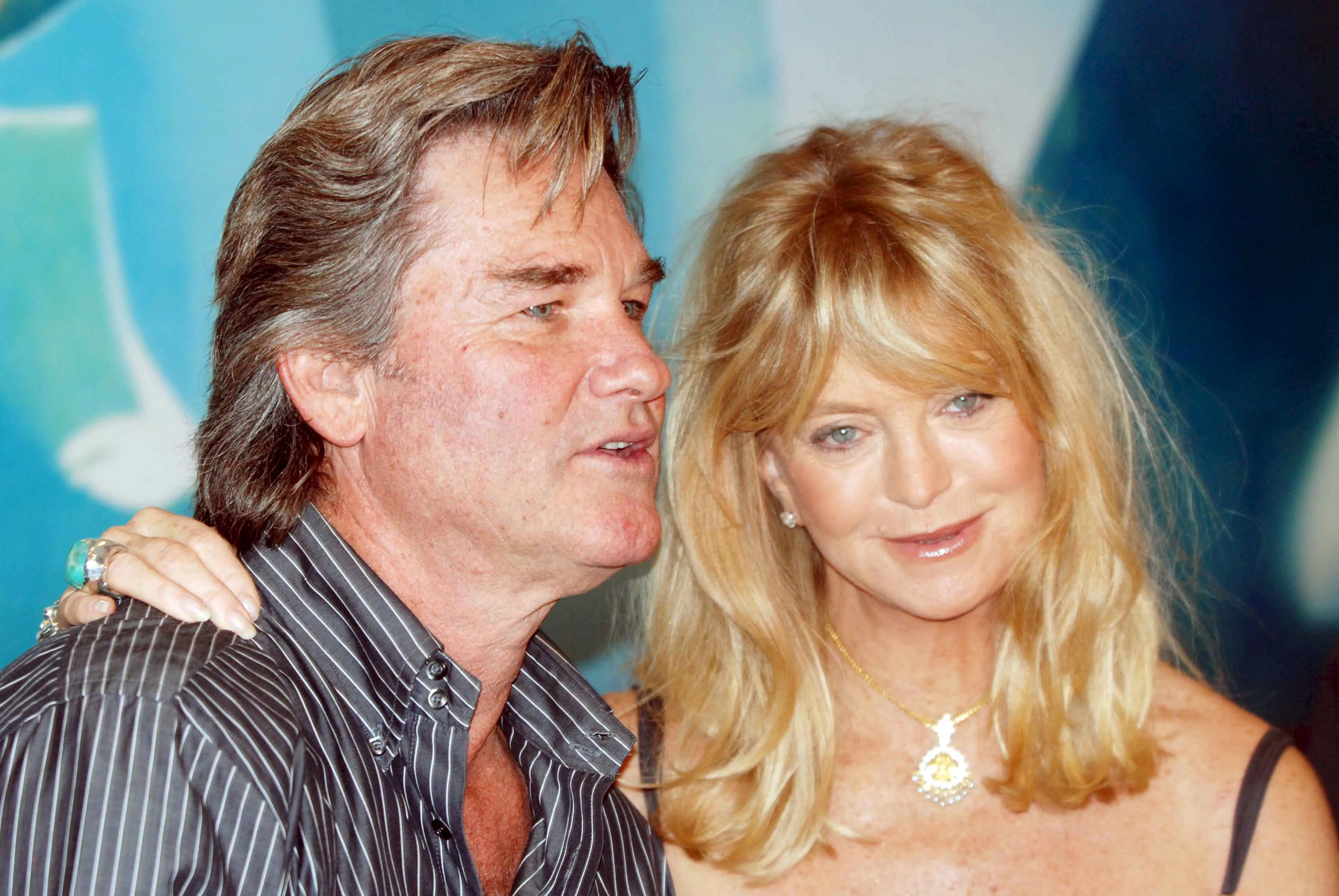 Goldie Hawn dan Kurt Russell pertama kali bertemu pada tahun 1983 silam. Mereka pun mulai berkencan saat produksi film kedua mereka, film komedi romantis yang berjudul  ‘Swing Shift’ pada tahun 1984. (Bintang/EPA)