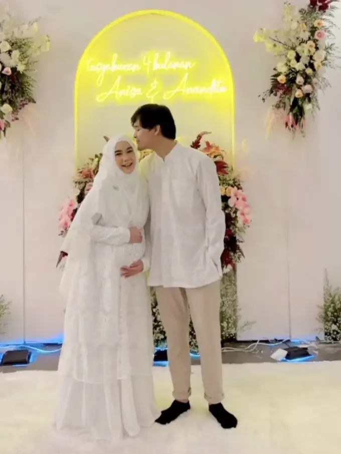 Anisa Rahma di Pengajian 4 Bulan
