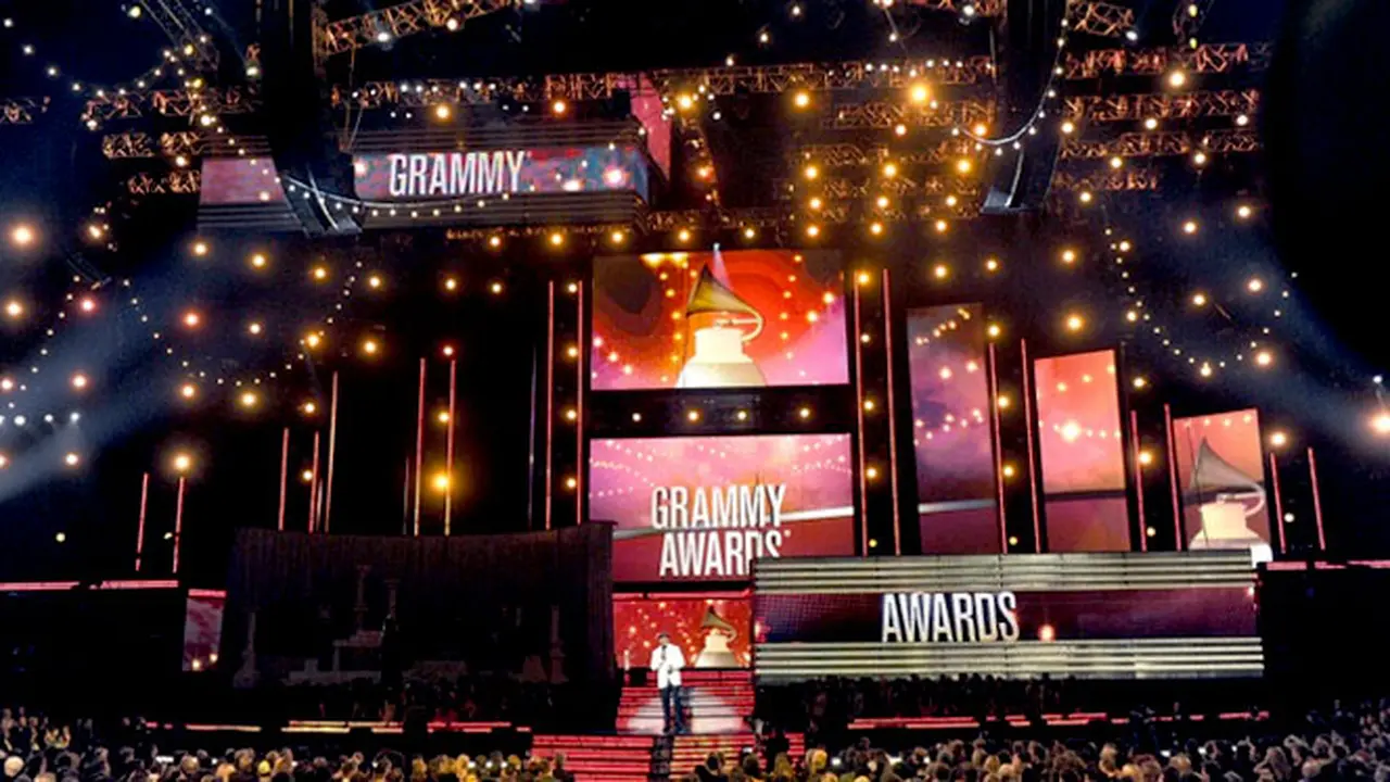 grammy-131209b.jpg