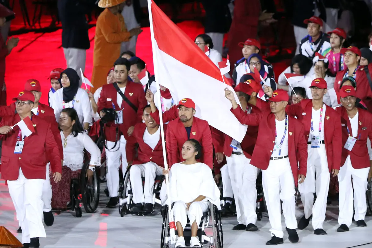 Parade Atlet Para Games Indonesia Meriahkan Pembukaan Asian Para Games 2018