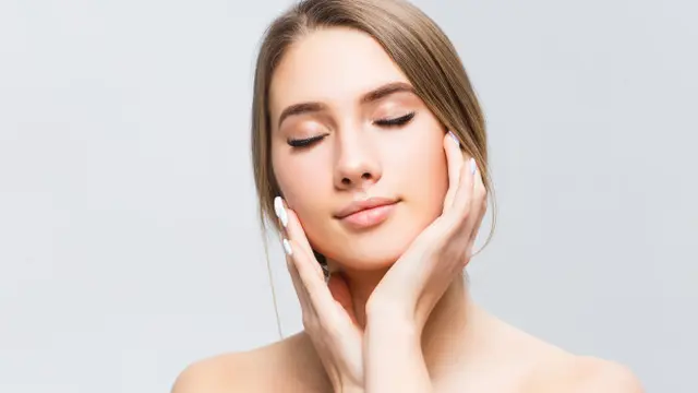 Meratakan Warna Kulit