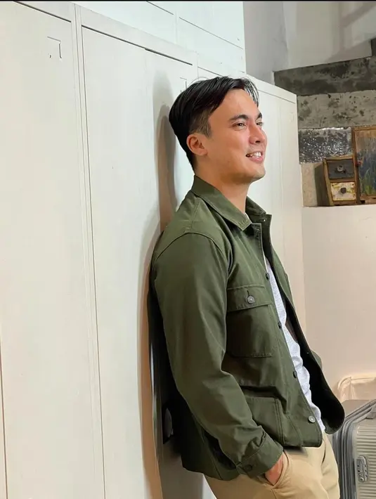 Kabar perselingkuhan dibongkar sang istri di media sosial. [instagram/rendykjaernett]