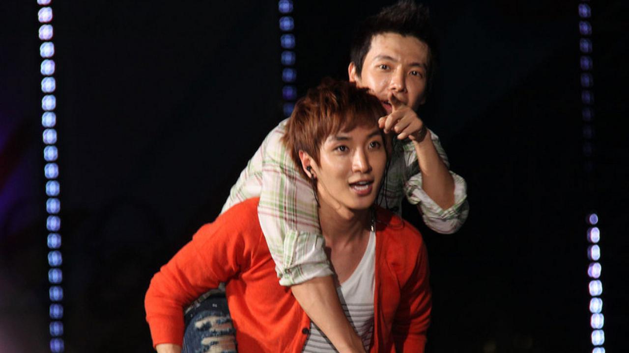 Ungkapan Rindu Leeteuk Pasca Ditinggal Donghae Wamil