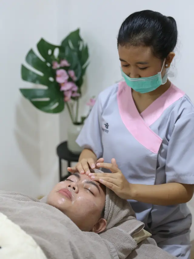Teknik Perawatan Wajah Khas Jepang Ini Berikan Kenyaman Facial Tanpa Rasa Sakit