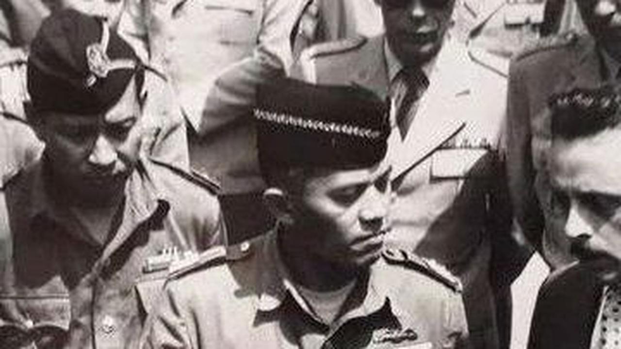 <b>Siapa Sosok AH Nasution?</b>