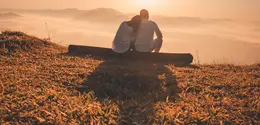 Taurus dan Leo dikenal sebagai dua zodiak yang sama-sama memiliki karakter kuat dan teguh pada pendiriannya. Meski berpotensi mengalami benturan ego, keduanya juga memiliki peluang membangun hubungan yang harmonis. (Foto/Dok: Pexels)