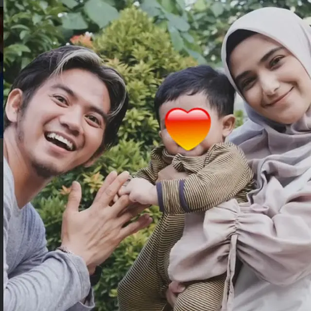 Gugat Cerai, Ini 6 Potret Keluarga Kecil Rizki DA dan Nadya Mustika Rahayu