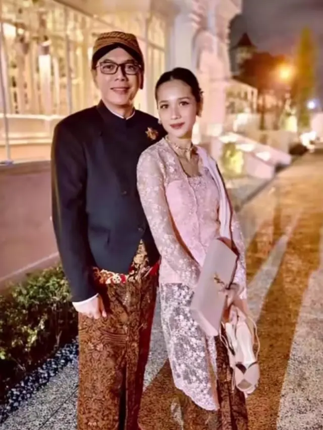 Gista Putri di nikahan Kaesang Pangarep (Instagram/@wishnutama/@gistaputri)