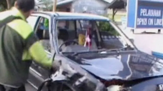 Ditabrak Polisi, 2 Remaja Tewas, 1 Kritis