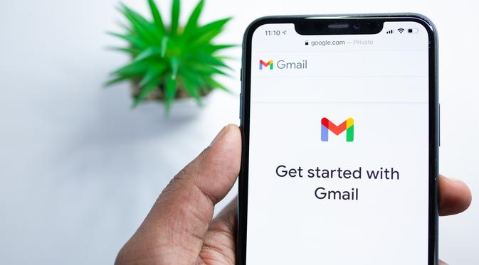 Ilustrasi cara,mengetahui kata sandi, Gmail, Android. (Photo by Solen Feyissa on Unsplash)