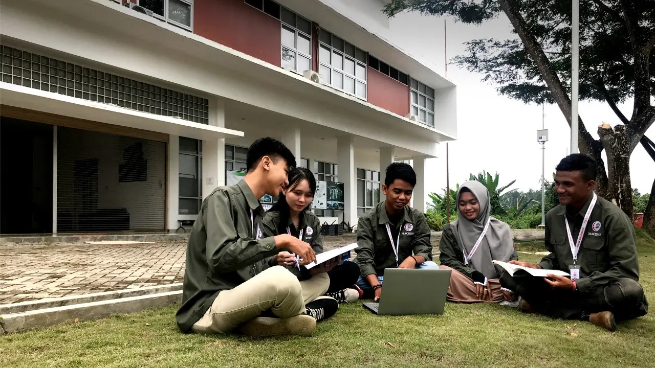 Politeknik Sinar Mas Berau Coal