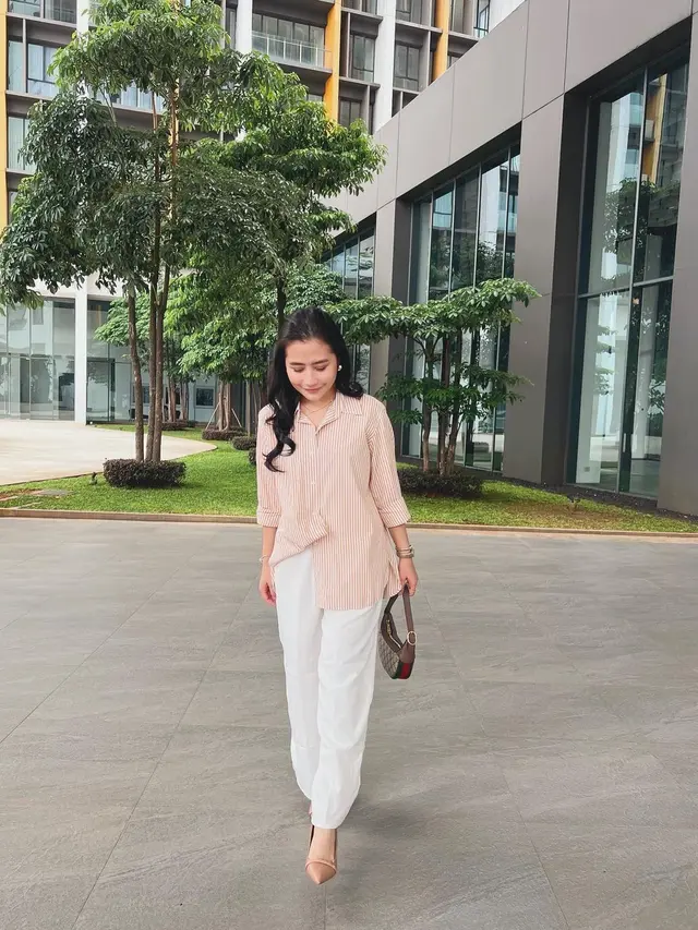 Prilly Latuconsina (Instagram/prillylatuconsina96)