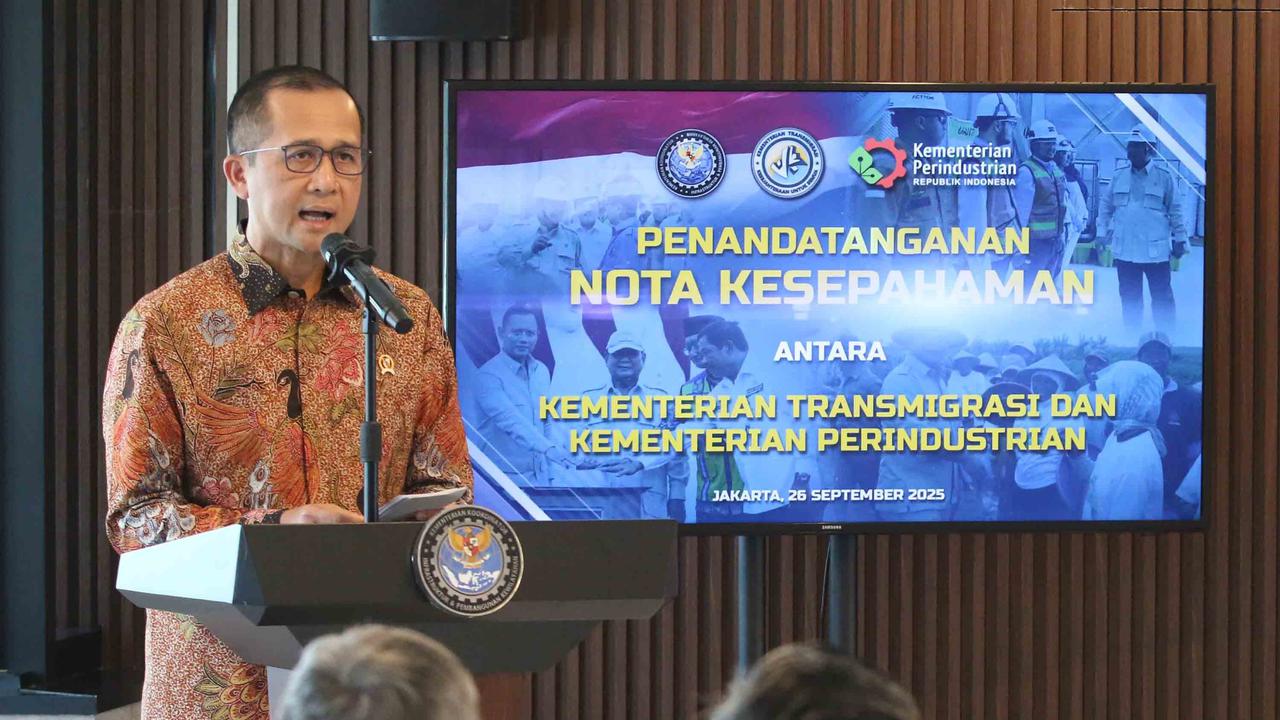 FOTO: MoU Kementrian Transmigrasi–Kementrian Perindustri, Dorong Pusat Pertumbuhan Ekonomi Baru di Daerah