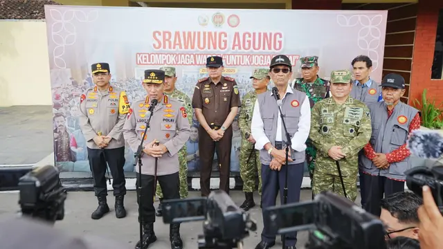 Kapolri Jenderal Listyo Sigit Prabowo menghadiri Apel Srawung Agung bersama Sultan HB X
