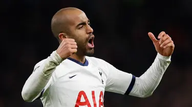 Pemain Tottenham Hotspur Lucas Moura melakukan selebrasi usai mencetak gol ke gawang Southampton pada pertandingan ulangan babak keempat Piala FA di Tottenham Hotspur Stadium, London, Inggris, Rabu (5/2/2020). Tottenham Hotspur menang 3-2. (AP Photo/Kirsty Wigglesworth)