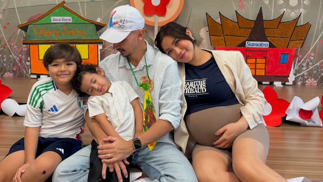 7 Potret Jessica Iskandar yang Makin Cantik saat Hamil Besar, Satu Keluarga Disebut Bibit Unggul