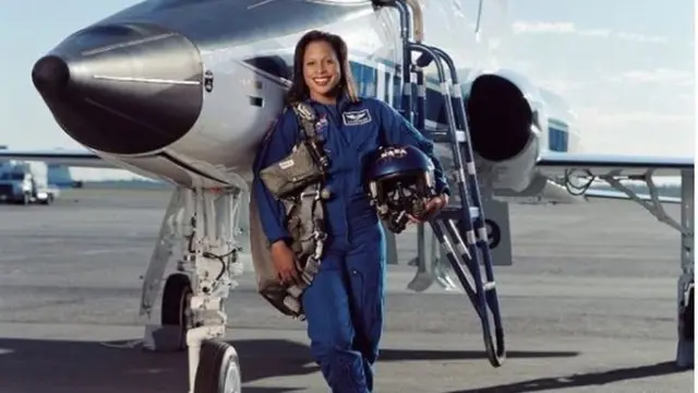 Astronaut Wanita Ungkap Cara Perawatan Kulit Saat di Luar Angkasa