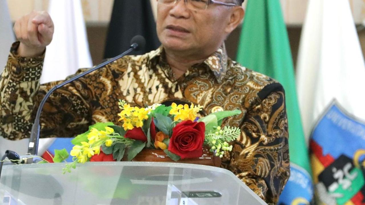 Menko PMK Pesan ke Mahasiswa: Sekarang Niatnya Bukan Cari Kerja, Tapi Ciptakan Lapangan Kerja