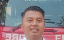 Dulu Pak Camat Sekarang Dimutasi Jadi Petugas Pemadam Kebakaran, Aksi Ade Bhakti Padamkan Api jadi Sorotan