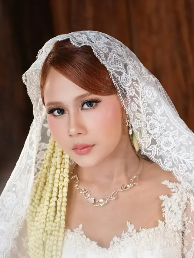 Sah! Nadin Amizah dan Faishal Tanjung Resmi Menikah, Kenakan Busana Pengantin Sulaman dan Kain Songket