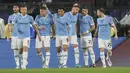 <p>Para pemain Lazio melakukan selebrasi setelah Ciro Immobile dari Lazio mencetak gol ke gawang AC Milan pada pertandingan lanjutan Liga Serie A Italia di Stadion Olimpiade Roma, Italia, Senin (25/4/2022). Kemenangan ini mengantar AC Milan naik ke peringkat pertama dengan 74 poin. (AP Photo/Andrew Medichini)</p>