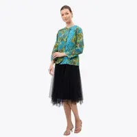 Alleira Batik merupakan salah satu brand batik lokal yang memiliki misi agar Batik Indonesia dapat dinikmati di kancah internasional (Foto: Official Instagram Alleira/@Alleira_batik)