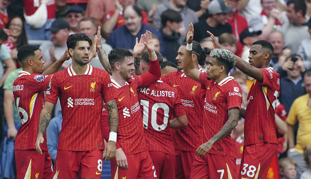 Para pemain Liverpool merayakan gol Darwin Nunez yang menjadi gol penentu kemenangan melawan Bournemouth pada pekan kelima Premier League 2024/2025. (AP/Peter Byrne)