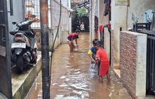 Banjir Cipulir: Warga Tak Sempat Sahur, BPBD DKI Sigap Tangani Dampak