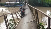 Cerita Mencekam Warga Terperosok ke Sungai Akibat Jembatan Ambruk Saat Mau Nyoblos Kades di Sukabumi