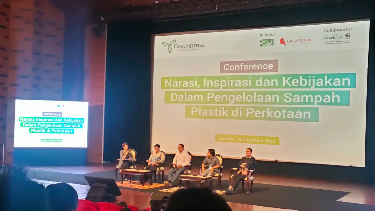 Narasi, Inspirasi dan Kebijakan dalam Pengelolaan Sampah Plastik di Perkotaan