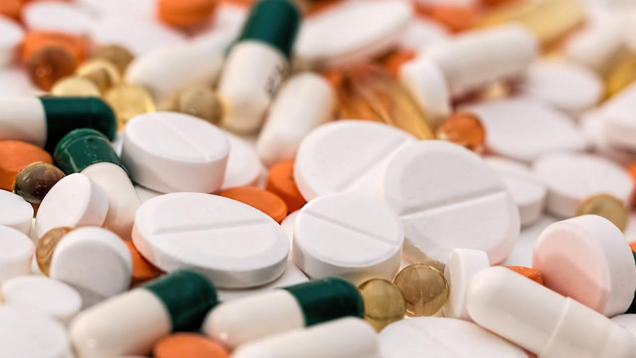 Ilustrasi Obat-obatan